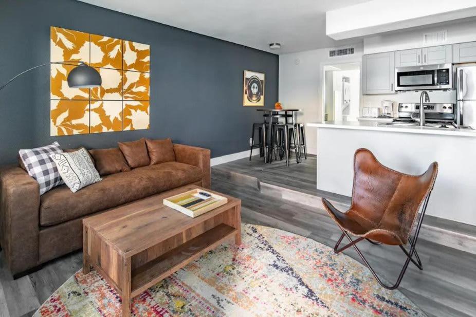 Gorgeous Cozysuites In Camelback With Pool Parking Phoenix Exteriér fotografie