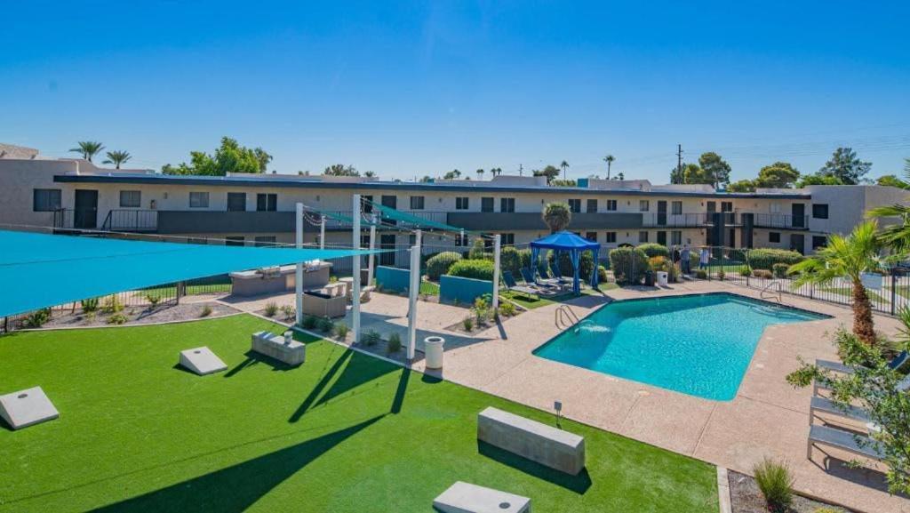 Gorgeous Cozysuites In Camelback With Pool Parking Phoenix Exteriér fotografie